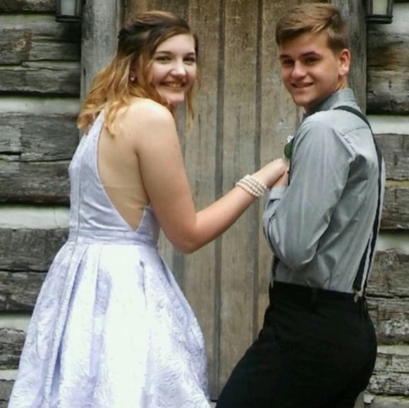 Meet your Posher, Kristen - Picture 1 of 1